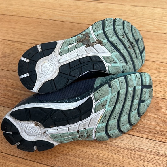 Sold - Picture 5 of 7